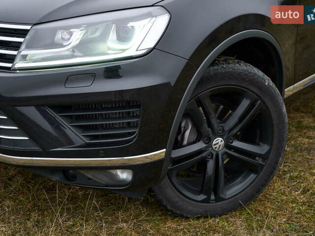 Черный Фольксваген Туарег, объемом двигателя 2.97 л и пробегом 259 тыс. км за 29700 $, фото 9 на Automoto.ua