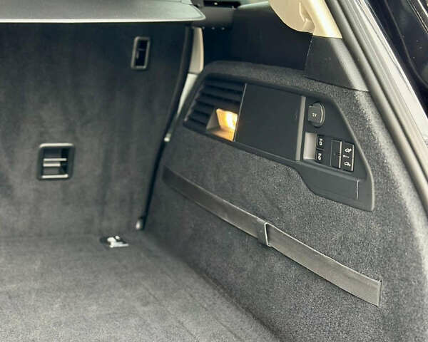 Черный Фольксваген Туарег, объемом двигателя 2.97 л и пробегом 253 тыс. км за 24999 $, фото 8 на Automoto.ua