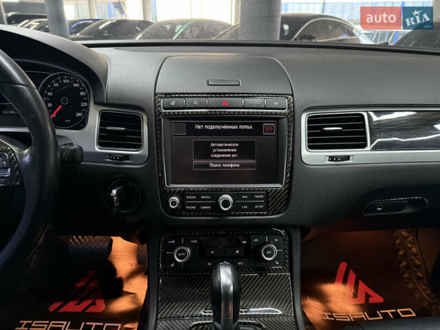 Черный Фольксваген Туарег, объемом двигателя 3 л и пробегом 162 тыс. км за 32900 $, фото 24 на Automoto.ua