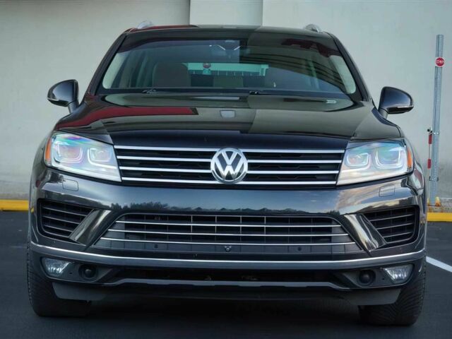 Черный Фольксваген Туарег, объемом двигателя 3.6 л и пробегом 53 тыс. км за 24000 $, фото 1 на Automoto.ua