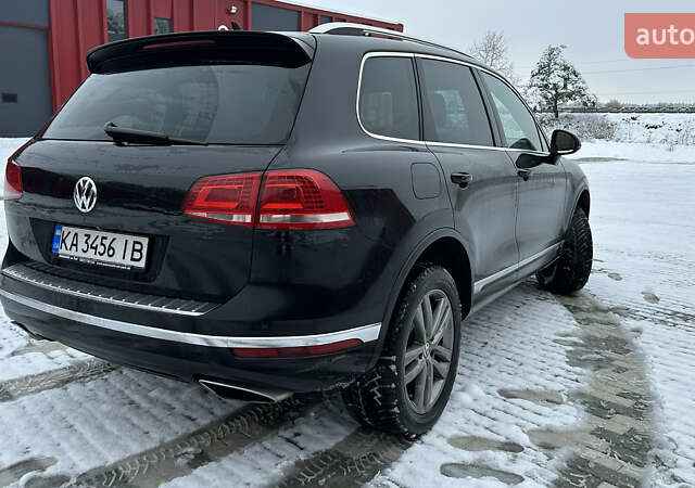Черный Фольксваген Туарег, объемом двигателя 3 л и пробегом 223 тыс. км за 30000 $, фото 8 на Automoto.ua