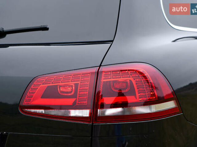 Черный Фольксваген Туарег, объемом двигателя 2.97 л и пробегом 259 тыс. км за 29700 $, фото 12 на Automoto.ua