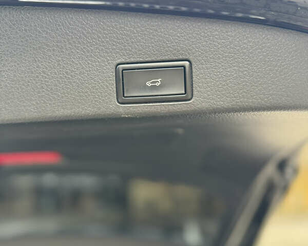 Чорний Фольксваген Туарег, об'ємом двигуна 3 л та пробігом 253 тис. км за 29700 $, фото 10 на Automoto.ua