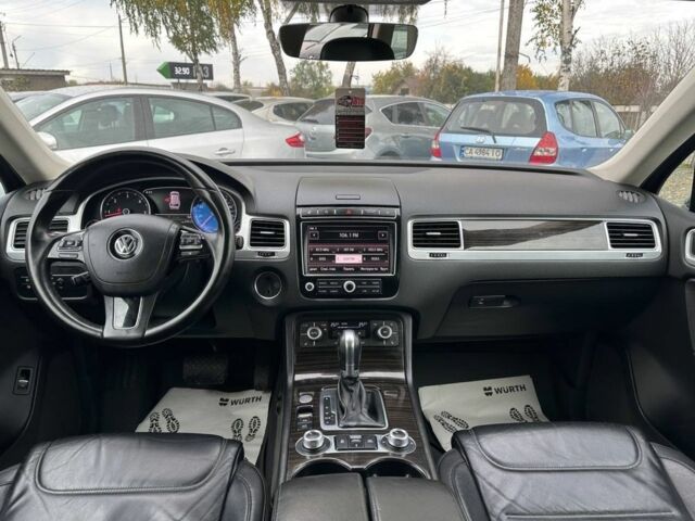 Чорний Фольксваген Туарег, об'ємом двигуна 3 л та пробігом 233 тис. км за 25500 $, фото 7 на Automoto.ua