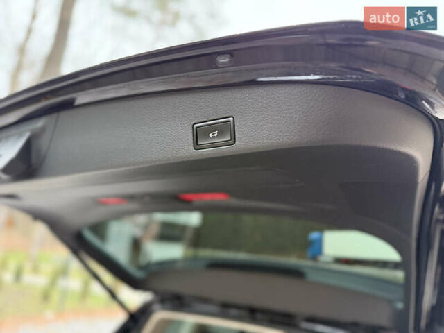 Чорний Фольксваген Туарег, об'ємом двигуна 3 л та пробігом 123 тис. км за 34900 $, фото 57 на Automoto.ua