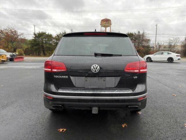 Черный Фольксваген Туарег, объемом двигателя 3 л и пробегом 67 тыс. км за 6500 $, фото 5 на Automoto.ua