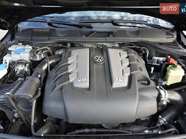 Чорний Фольксваген Туарег, об'ємом двигуна 2.97 л та пробігом 84 тис. км за 39500 $, фото 14 на Automoto.ua