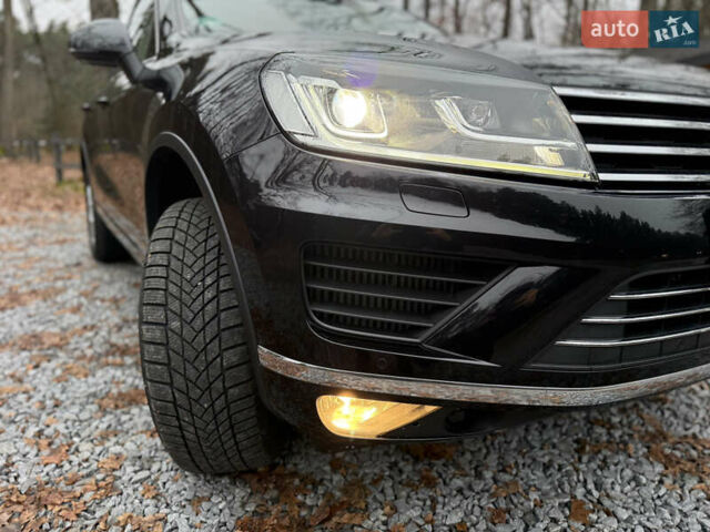 Чорний Фольксваген Туарег, об'ємом двигуна 3 л та пробігом 123 тис. км за 34900 $, фото 29 на Automoto.ua