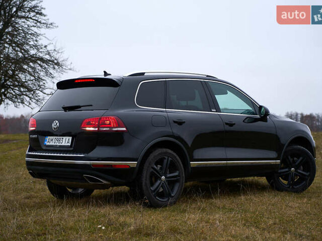 Черный Фольксваген Туарег, объемом двигателя 2.97 л и пробегом 259 тыс. км за 29700 $, фото 2 на Automoto.ua