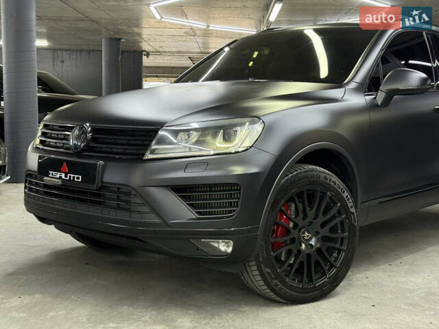 Черный Фольксваген Туарег, объемом двигателя 3 л и пробегом 162 тыс. км за 32900 $, фото 8 на Automoto.ua