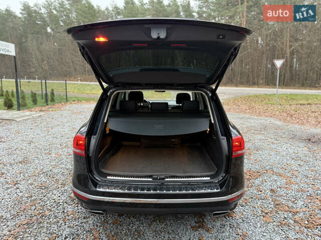 Чорний Фольксваген Туарег, об'ємом двигуна 3 л та пробігом 123 тис. км за 34900 $, фото 55 на Automoto.ua