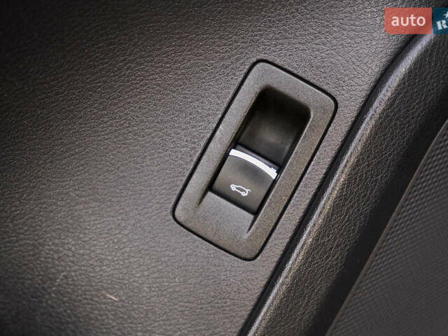 Черный Фольксваген Туарег, объемом двигателя 2.97 л и пробегом 259 тыс. км за 29700 $, фото 38 на Automoto.ua