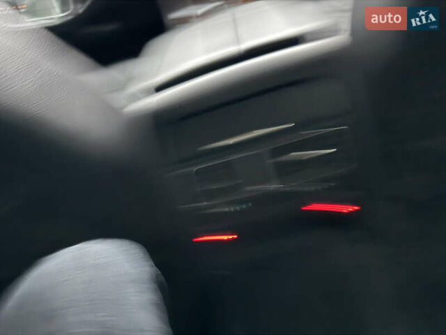 Черный Фольксваген Туарег, объемом двигателя 2.97 л и пробегом 278 тыс. км за 23990 $, фото 40 на Automoto.ua