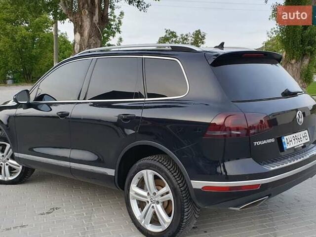 Черный Фольксваген Туарег, объемом двигателя 3 л и пробегом 230 тыс. км за 34500 $, фото 2 на Automoto.ua