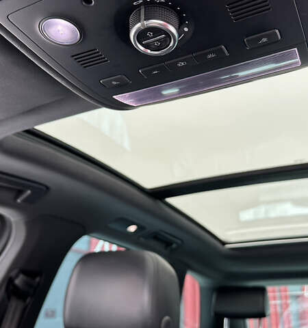 Черный Фольксваген Туарег, объемом двигателя 3 л и пробегом 223 тыс. км за 30000 $, фото 42 на Automoto.ua