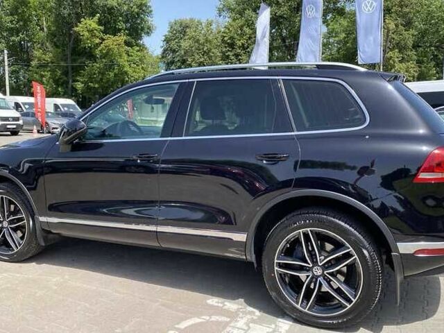 Черный Фольксваген Туарег, объемом двигателя 3 л и пробегом 90 тыс. км за 19000 $, фото 4 на Automoto.ua