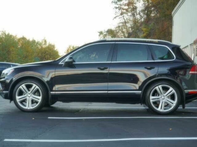 Черный Фольксваген Туарег, объемом двигателя 3.6 л и пробегом 67 тыс. км за 14600 $, фото 3 на Automoto.ua