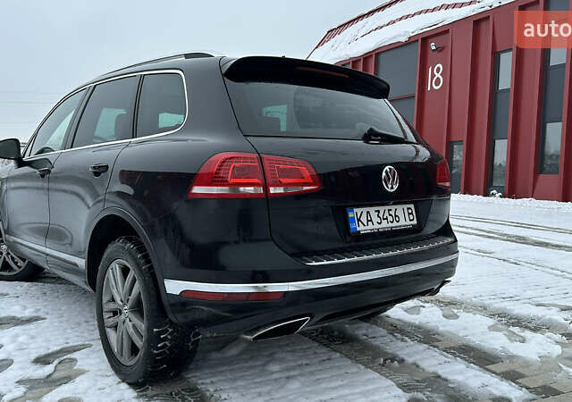 Черный Фольксваген Туарег, объемом двигателя 3 л и пробегом 223 тыс. км за 30000 $, фото 6 на Automoto.ua