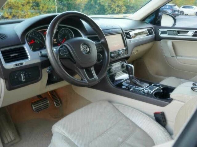 Черный Фольксваген Туарег, объемом двигателя 3.6 л и пробегом 67 тыс. км за 14600 $, фото 7 на Automoto.ua