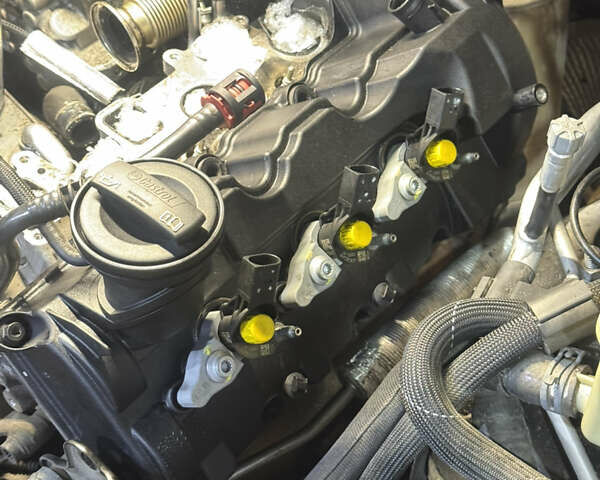 Черный Фольксваген Туарег, объемом двигателя 2.97 л и пробегом 259 тыс. км за 29700 $, фото 39 на Automoto.ua