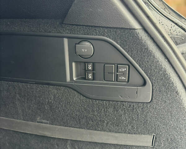 Чорний Фольксваген Туарег, об'ємом двигуна 3 л та пробігом 253 тис. км за 29700 $, фото 11 на Automoto.ua