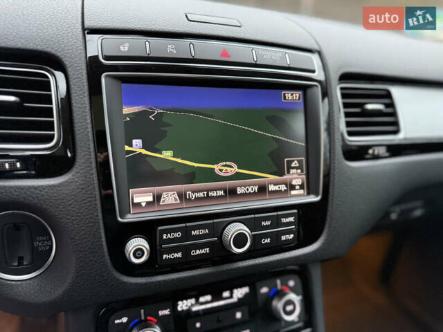 Чорний Фольксваген Туарег, об'ємом двигуна 3 л та пробігом 123 тис. км за 34900 $, фото 42 на Automoto.ua