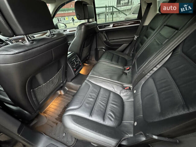 Черный Фольксваген Туарег, объемом двигателя 2.97 л и пробегом 278 тыс. км за 23990 $, фото 39 на Automoto.ua