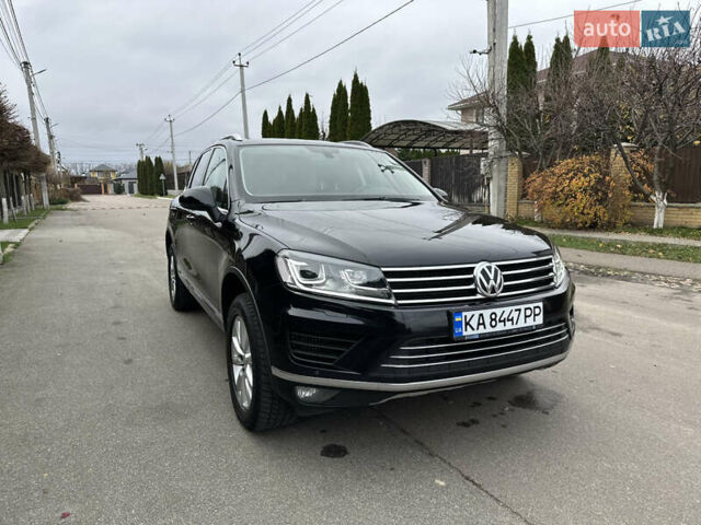 Чорний Фольксваген Туарег, об'ємом двигуна 3 л та пробігом 218 тис. км за 26800 $, фото 6 на Automoto.ua