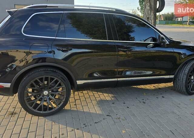 Черный Фольксваген Туарег, объемом двигателя 3 л и пробегом 230 тыс. км за 34500 $, фото 31 на Automoto.ua