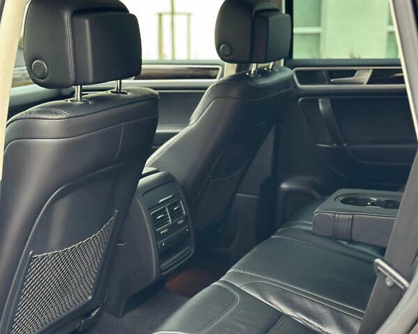 Чорний Фольксваген Туарег, об'ємом двигуна 2.97 л та пробігом 253 тис. км за 25500 $, фото 20 на Automoto.ua