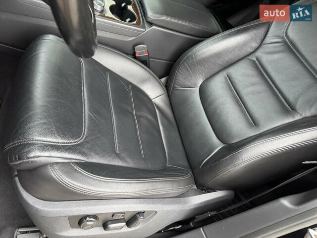 Черный Фольксваген Туарег, объемом двигателя 2.97 л и пробегом 278 тыс. км за 23990 $, фото 27 на Automoto.ua