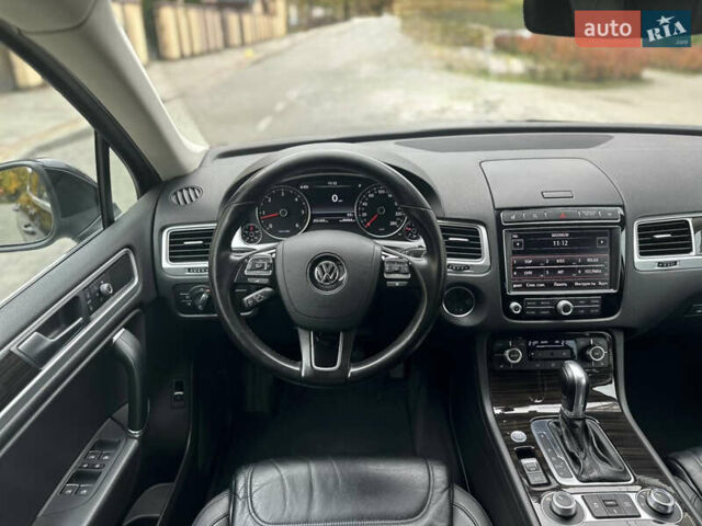 Черный Фольксваген Туарег, объемом двигателя 2.97 л и пробегом 253 тыс. км за 24999 $, фото 15 на Automoto.ua