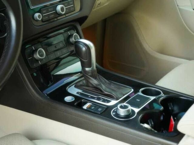 Черный Фольксваген Туарег, объемом двигателя 3.6 л и пробегом 67 тыс. км за 14600 $, фото 11 на Automoto.ua