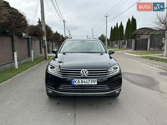 Чорний Фольксваген Туарег, об'ємом двигуна 3 л та пробігом 218 тис. км за 26800 $, фото 7 на Automoto.ua