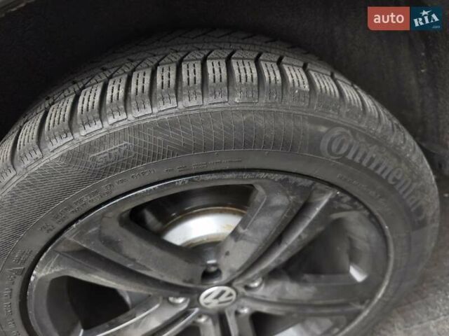 Черный Фольксваген Туарег, объемом двигателя 3.6 л и пробегом 122 тыс. км за 20500 $, фото 11 на Automoto.ua