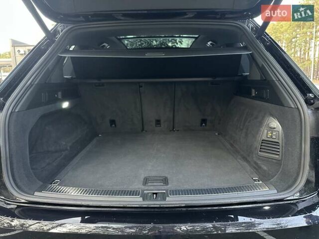 Черный Фольксваген Туарег, объемом двигателя 2.97 л и пробегом 264 тыс. км за 44000 $, фото 71 на Automoto.ua