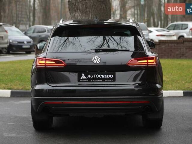 Чорний Фольксваген Туарег, об'ємом двигуна 2.99 л та пробігом 120 тис. км за 35000 $, фото 4 на Automoto.ua