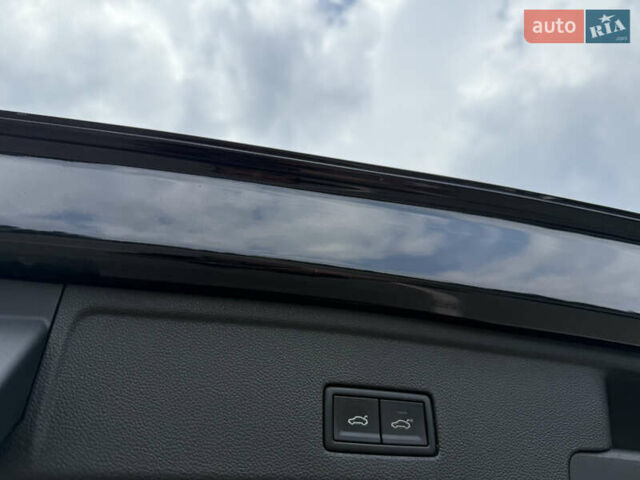 Чорний Фольксваген Туарег, об'ємом двигуна 3 л та пробігом 190 тис. км за 44500 $, фото 28 на Automoto.ua