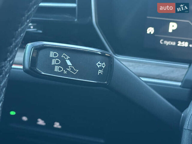 Черный Фольксваген Туарег, объемом двигателя 3 л и пробегом 259 тыс. км за 38999 $, фото 82 на Automoto.ua