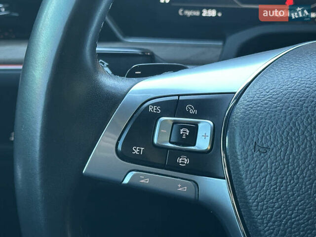 Черный Фольксваген Туарег, объемом двигателя 3 л и пробегом 259 тыс. км за 38999 $, фото 80 на Automoto.ua