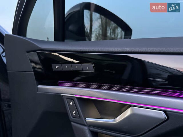 Черный Фольксваген Туарег, объемом двигателя 3 л и пробегом 229 тыс. км за 39999 $, фото 47 на Automoto.ua