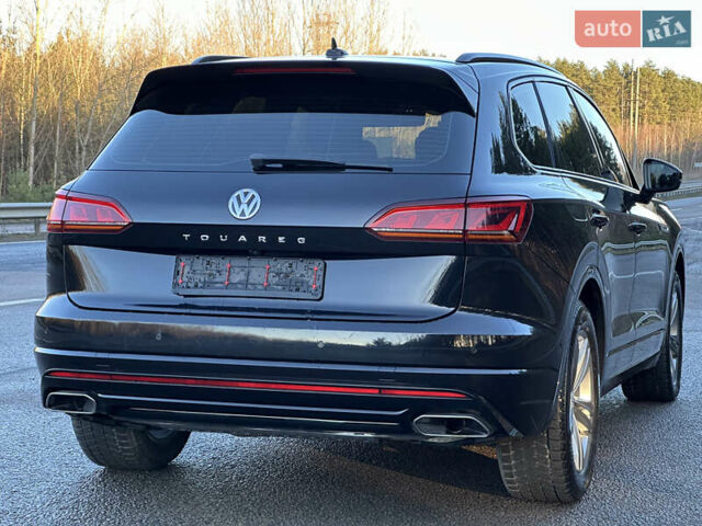 Черный Фольксваген Туарег, объемом двигателя 3 л и пробегом 259 тыс. км за 38999 $, фото 6 на Automoto.ua