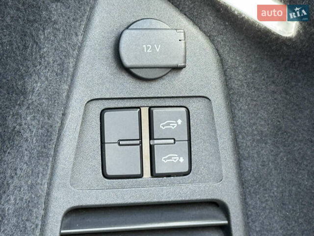 Чорний Фольксваген Туарег, об'ємом двигуна 2.97 л та пробігом 206 тис. км за 45000 $, фото 59 на Automoto.ua