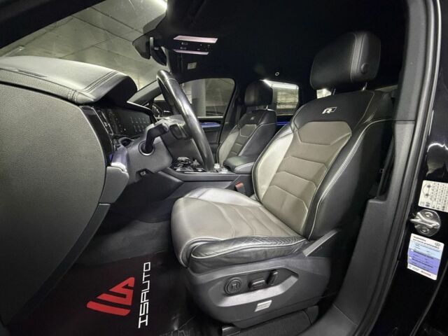 Черный Фольксваген Туарег, объемом двигателя 3 л и пробегом 172 тыс. км за 50500 $, фото 16 на Automoto.ua