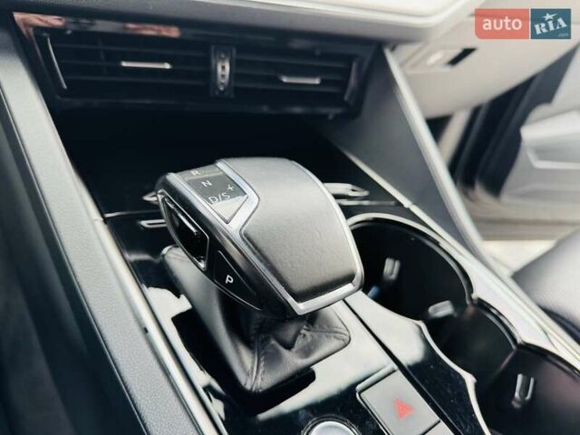 Чорний Фольксваген Туарег, об'ємом двигуна 2.97 л та пробігом 170 тис. км за 41950 $, фото 49 на Automoto.ua