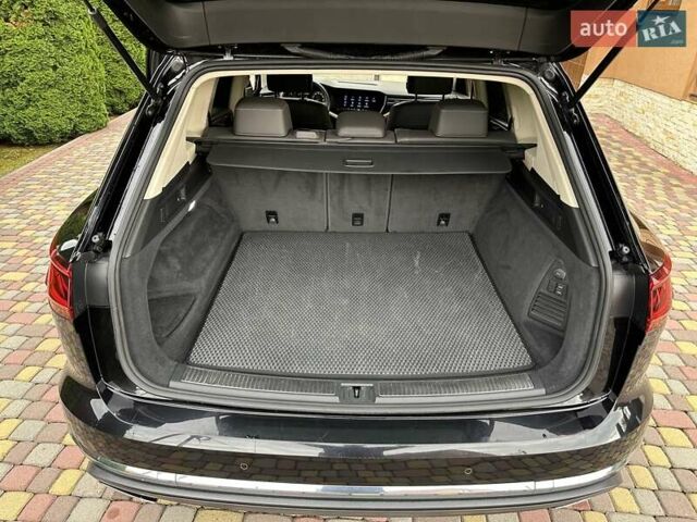 Чорний Фольксваген Туарег, об'ємом двигуна 2.97 л та пробігом 190 тис. км за 42000 $, фото 31 на Automoto.ua