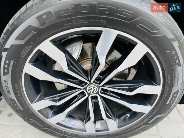 Чорний Фольксваген Туарег, об'ємом двигуна 2.97 л та пробігом 170 тис. км за 41950 $, фото 29 на Automoto.ua