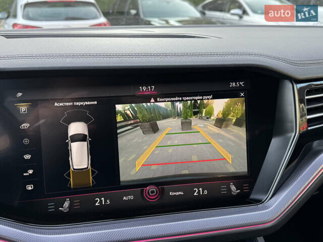 Чорний Фольксваген Туарег, об'ємом двигуна 2.97 л та пробігом 240 тис. км за 43500 $, фото 40 на Automoto.ua