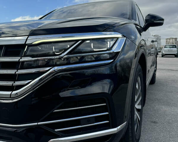 Черный Фольксваген Туарег, объемом двигателя 2.97 л и пробегом 162 тыс. км за 48500 $, фото 12 на Automoto.ua