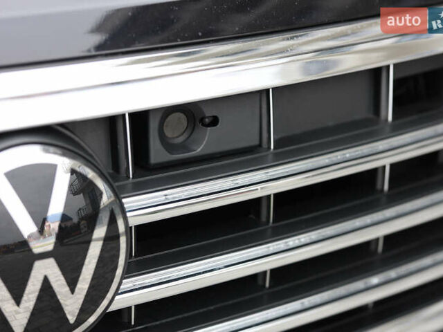 Черный Фольксваген Туарег, объемом двигателя 2.97 л и пробегом 252 тыс. км за 40500 $, фото 26 на Automoto.ua